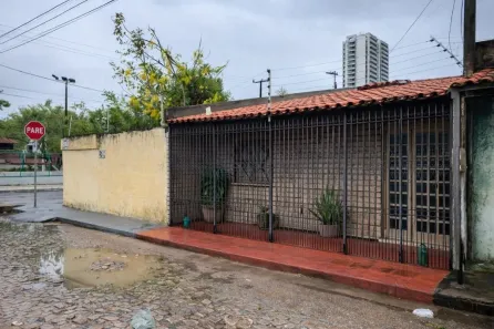 Casa com 3 Quartos à venda, 250m² no Cidade 2000, Fortaleza