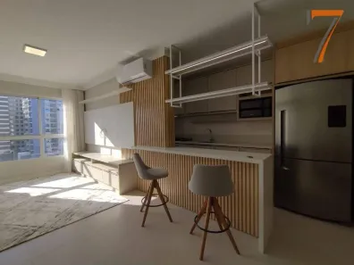 Apartamento com 2 Quartos para alugar, 92m² no Campinas, São José