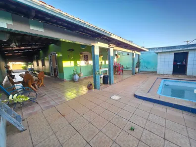 Casa com 3 Quartos à venda, 200m² no Parque Real de Goiânia, Aparecida de Goiânia