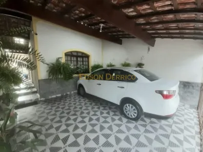 Sobrado com 3 Quartos à venda, 164m² no Jardim Rosely, Pindamonhangaba