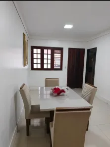 Casa de Condomínio com 3 Quartos para alugar, 250m² no Turu, São Luís