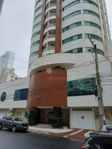 Apartamento com 3 Quartos para alugar, 120m² no Centro, Balneário Camboriú