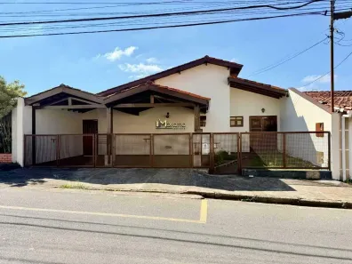 Casa com 3 Quartos para alugar, 150m² no Jardim Sevilha, Bragança Paulista