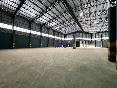Galpão/Depósito/Armazém para venda ou aluguel, 2000m² no Parque Paraíso, Itapecerica da Serra