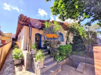 Casa com 3 Quartos à venda, 200m² no Bom Jesus, Belo Horizonte