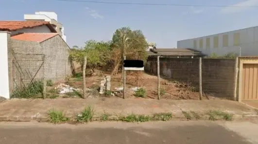 Lote/Terreno à venda, 360m² no Segismundo Pereira, Uberlândia