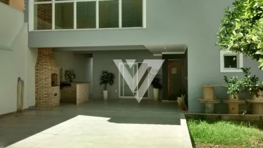 Casa com 3 Quartos à venda, 226m² no Jardim Karolyne, Votorantim