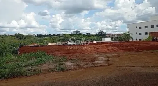 Lote/Terreno à venda, 250m² no Jardim Patrícia, Uberlândia