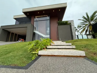 Casa com 4 Quartos à venda, 369m² no Jardins França, Goiânia