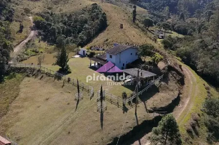 Fazenda/Sítio com 3 Quartos à venda, 200m² no Cunha, Cunha