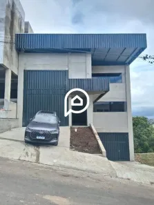 Galpão/Depósito/Armazém para alugar, 220m² no Charqueadas, Caxias do Sul