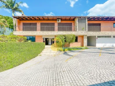 Casa com 8 Quartos para alugar, 920m² no Centro, Blumenau