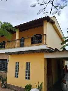 Sobrado com 5 Quartos à venda, 200m² no Heliópolis, Belford Roxo