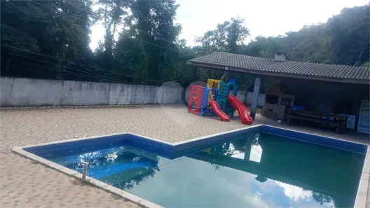 Casa de Condomínio com 3 Quartos para alugar, 200m² no Caraguatá, Mairiporã