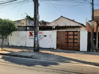 Casa com 3 Quartos à venda, 450m² no Farias Brito, Fortaleza