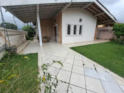 Casa com 4 Quartos à venda, 210m² no Indaiá, Caraguatatuba