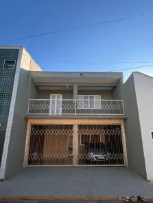 Sobrado com 4 Quartos à venda, 203m² no Centro, Salto