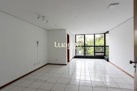 Sala Comercial para alugar, 33m² no Mont Serrat, Porto Alegre