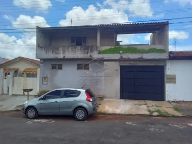 Casa com 3 Quartos à venda, 302m² no Conjunto Habitacional Joaquim Guilherme de Oliveira, Bauru