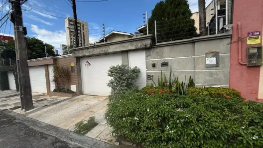 Casa com 4 Quartos à venda, 400m² no Engenheiro Luciano Cavalcante, Fortaleza