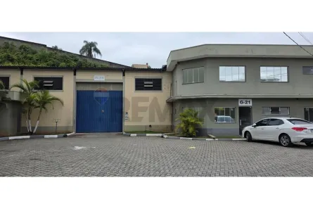 Galpão/Depósito/Armazém para alugar, 840m² no Parque Maringá, Arujá