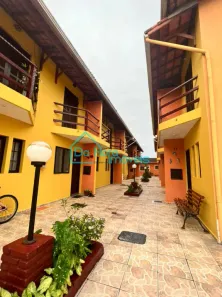 Casa de Condomínio com 2 Quartos à venda, 75m² no Vila Atlântica, Mongaguá