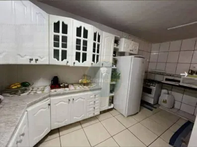 Sobrado com 2 Quartos à venda, 137m² no Conjunto Cássio Rezende, Uberaba