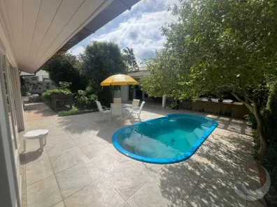 Casa com 4 Quartos à venda, 186m² no Lagoa da Conceição, Florianópolis