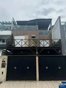 Sobrado com 3 Quartos à venda, 210m² no Praia dos Amores, Balneário Camboriú