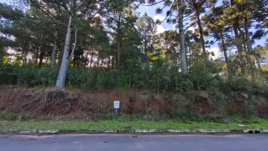 Lote/Terreno à venda, 450m² no Dutra, Gramado
