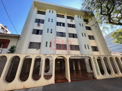 Apartamento com 2 Quartos para alugar, 75m² no Zona 07, Maringá