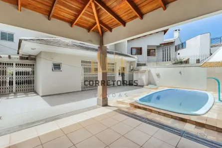 Sobrado com 4 Quartos à venda, 234m² no Marechal Rondon, Canoas