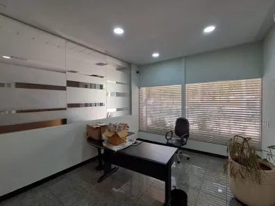 Imóvel Comercial para alugar, 596m² no Setor Oeste, Goiânia