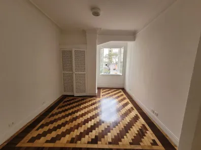 Apartamento com 2 Quartos para alugar, 60m² no República, São Paulo