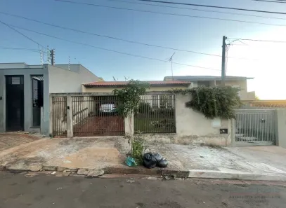 Casa com 3 Quartos à venda, 180m² no Centro, Ibiporã