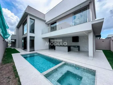 Casa de Condomínio com 4 Quartos à venda, 336m² no Morada da Colina, Uberlândia