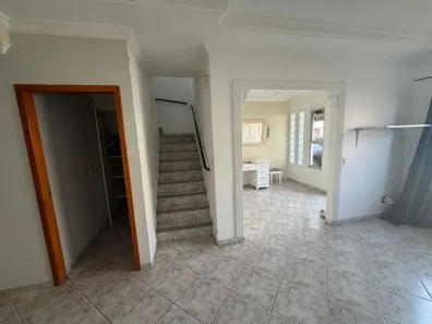 Casa de Condomínio com 4 Quartos à venda, 210m² no Barra do Pari, Cuiabá