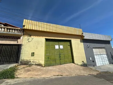 Galpão/Depósito/Armazém para alugar, 300m² no Alcides Rabelo, Montes Claros