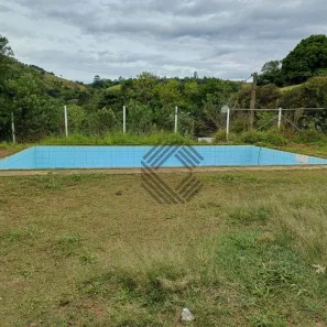Fazenda/Sítio com 3 Quartos à venda, 150m² no Brigadeiro Tobias, Sorocaba