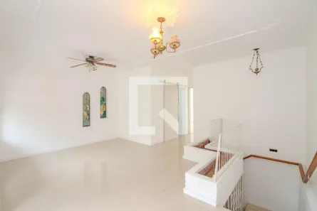 Casa com 3 Quartos à venda, 240m² no Jardim Floresta, Porto Alegre
