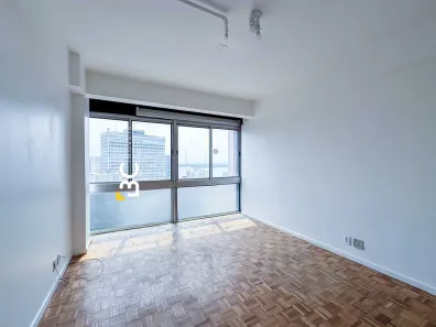 Sala Comercial à venda, 24m² no Centro Histórico, Porto Alegre
