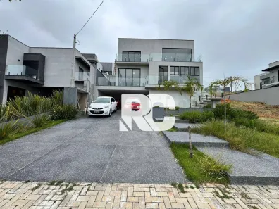 Casa de Condomínio com 3 Quartos à venda, 243m² no Cézar de Souza, Mogi das Cruzes