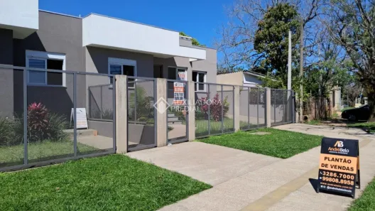 Casa com 2 Quartos à venda, 70m² no Guarujá, Porto Alegre