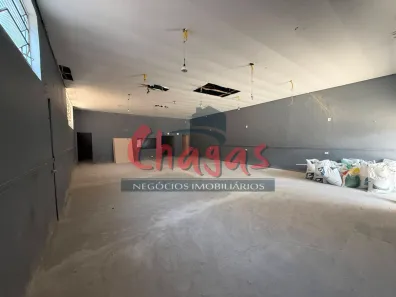 Galpão/Depósito/Armazém para alugar, 230m² no Jardim Primavera, Caraguatatuba