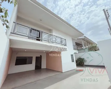 Sobrado com 4 Quartos à venda, 326m² no Nova Suiça, Goiânia