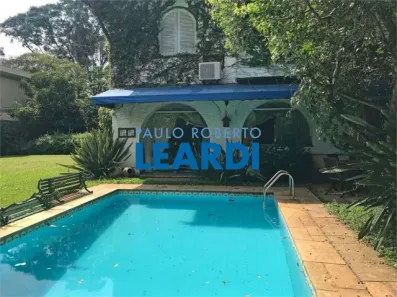 Sobrado com 4 Quartos à venda, 315m² no Vila Madalena, São Paulo