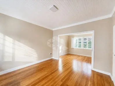 Casa com 3 Quartos para alugar, 175m² no Santana, Porto Alegre