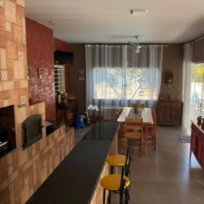 Fazenda/Sítio com 5 Quartos à venda, 230m² no Interlagos I e II, Buritama