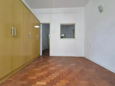 Kitnet com 1 Quarto à venda, 30m² no Copacabana, Rio de Janeiro