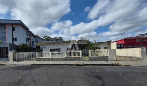 Casa com 5 Quartos à venda, 260m² no Santo Antônio, Joinville
